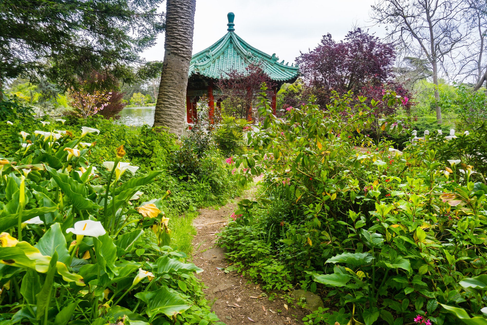 The Role of Water in Stowe Gardens’ Design